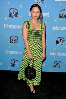 Aimee Carrero feet photo thumbnail