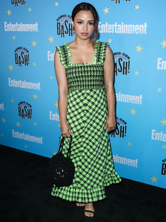 Aimee Carrero feet photo thumbnail