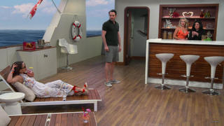 Aimee Carrero feet photo thumbnail