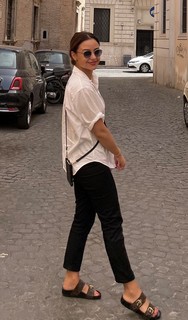 Aimee Carrero feet photo thumbnail