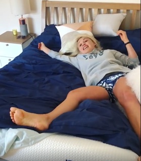 Aimee Fuller feet photo 3