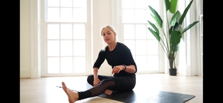 Aimee Fuller feet photo 17