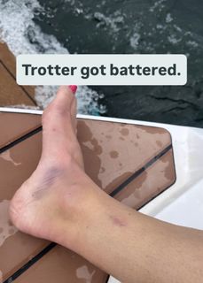 Aimee Fuller feet photo 17