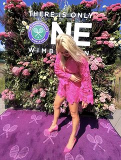 Aimee Fuller feet photo 8