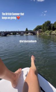 Aimee Fuller feet photo 4