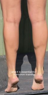Aimee Fuller feet photo 2