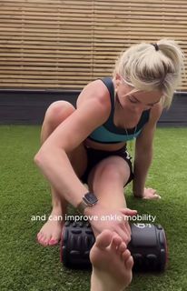 Aimee Fuller feet photo 17