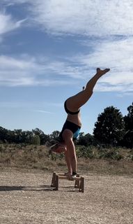 Aimee Fuller feet photo 4
