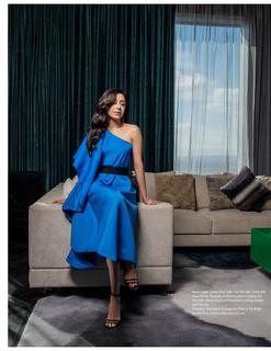 Aimee Garcia feet photo thumbnail