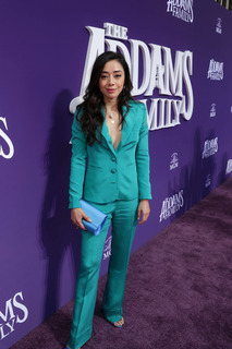 Aimee Garcia feet photo thumbnail
