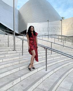 Aimee Garcia feet photo thumbnail