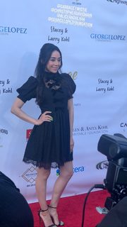 Aimee Garcia feet photo thumbnail
