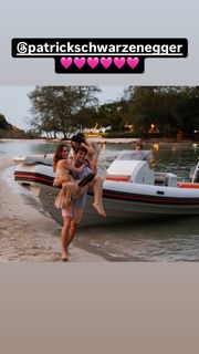 Aimee Lou Wood feet photo thumbnail
