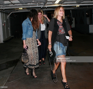 Aimee Osbourne feet photo 3