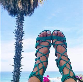 Aimee Song feet photo 8