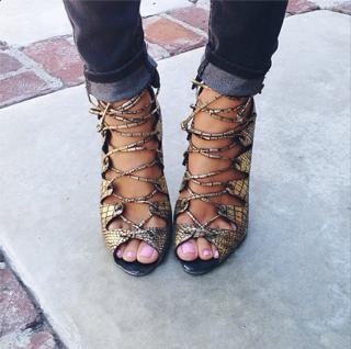 Aimee Song feet photo 1
