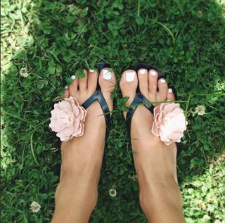 Aimee Song feet photo 12