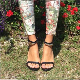 Aimee Song feet photo 8