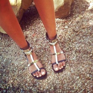Aimee Song feet photo 4