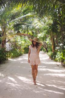 Aimee Song feet photo 9