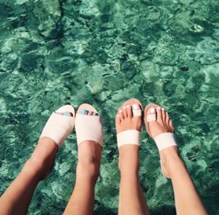 Aimee Song feet photo 17