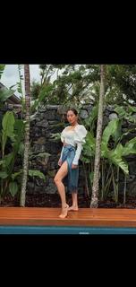 Aimee Song feet photo 1