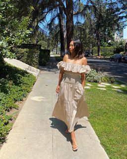 Aimee Song feet photo 1