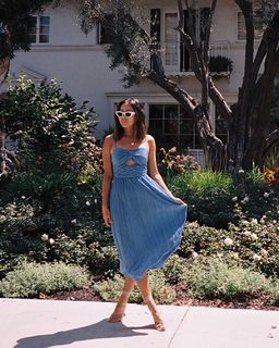Aimee Song feet photo 6