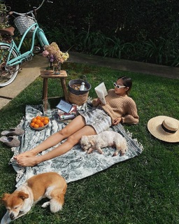 Aimee Song feet photo 16