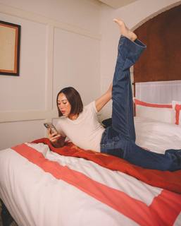 Aimee Song feet photo 17