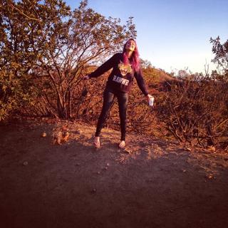 Aimee Teegarden feet photo thumbnail