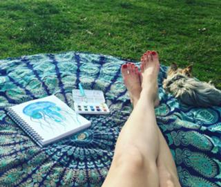 Aimee Teegarden feet photo thumbnail