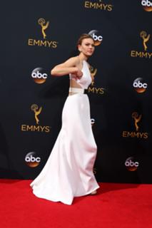 Aimee Teegarden feet photo thumbnail