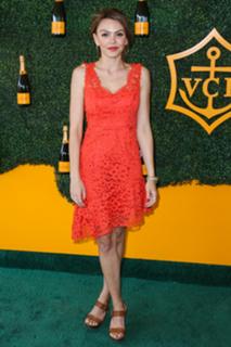 Aimee Teegarden feet photo thumbnail