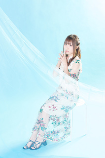 Aina Suzuki feet photo 5