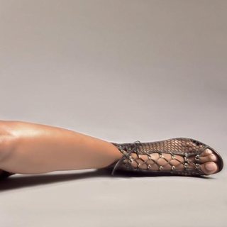 Ainett Stephens feet photo 9