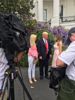 Ainsley Earhardt feet photo thumbnail
