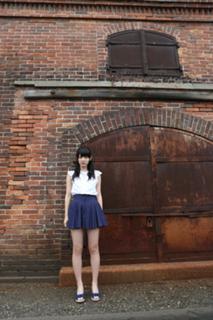 Airi Suzuki feet photo thumbnail