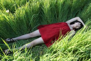 Airi Suzuki feet photo thumbnail
