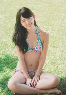 Airi Suzuki feet photo thumbnail