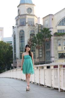 Airi Suzuki feet photo thumbnail