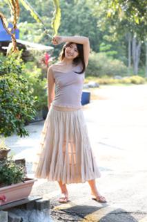 Airi Suzuki feet photo thumbnail