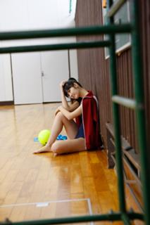 Airi Suzuki feet photo thumbnail