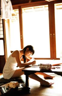 Airi Suzuki feet photo thumbnail
