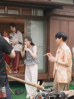 Airi Suzuki feet photo 4
