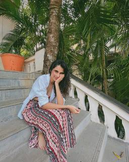 Aisha Ahmed feet photo 4