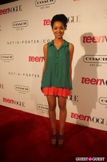 Aisha Dee feet photo 2