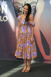 Aisha Dee feet photo 17