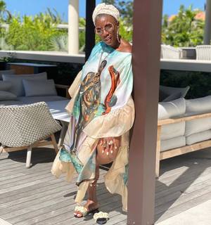 Aisha Hinds feet photo 14