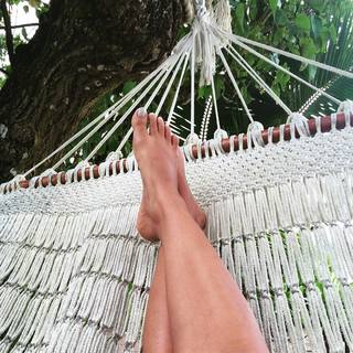 Aisha Sharma feet photo 11